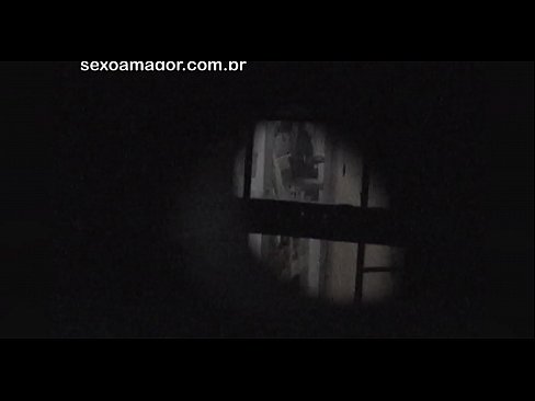 ❤️ Плавушу тајно снима воајер из комшилука скривен иза шупљих цигли ❤ Порно код нас